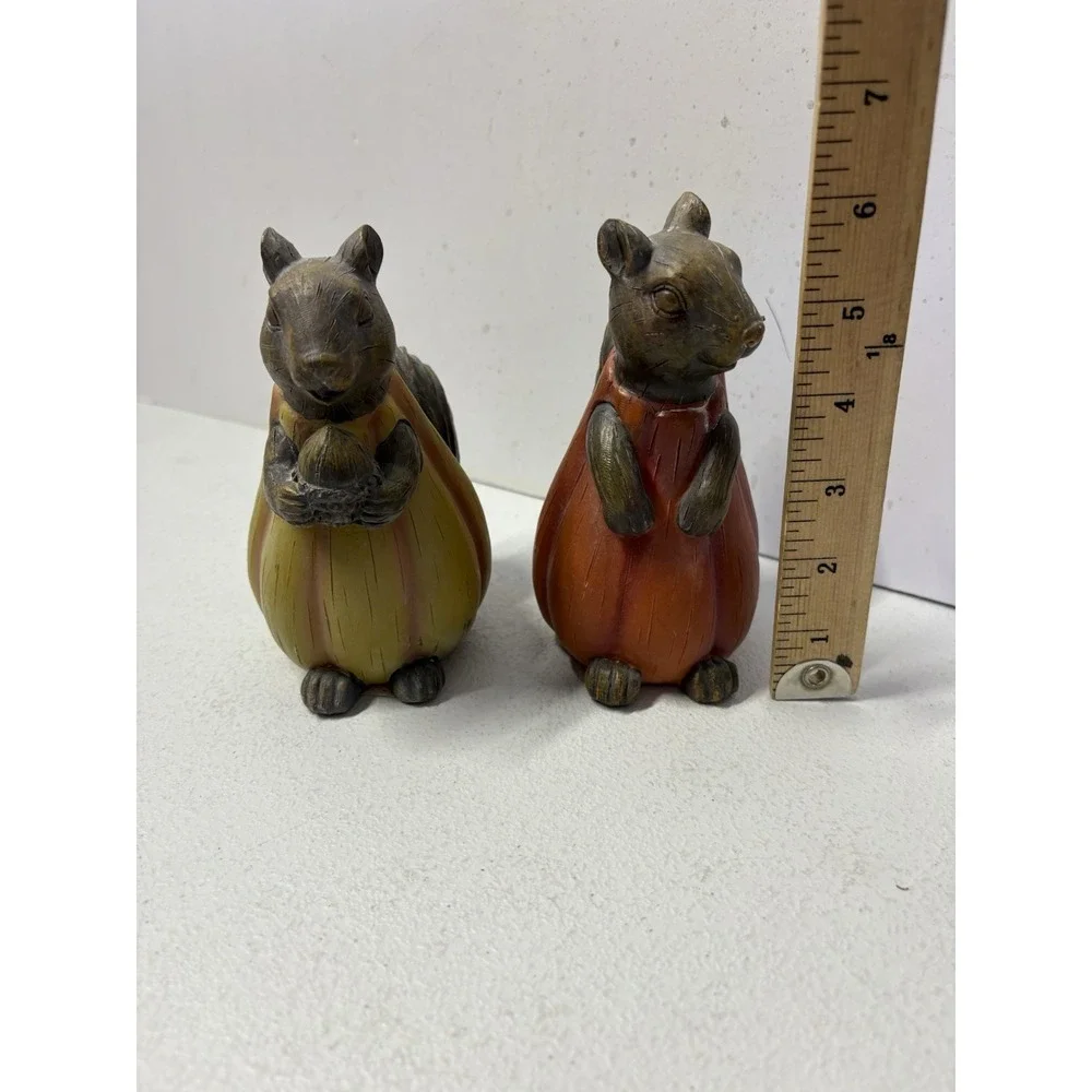 Holiday‎ Home Squirrels Pumpkin Table Piece 5.5